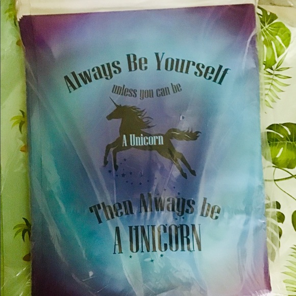 🦄📦SOLD OUT!!! BNWT UNICORN MAILER BAGS 🦄 - Picture 2 of 2